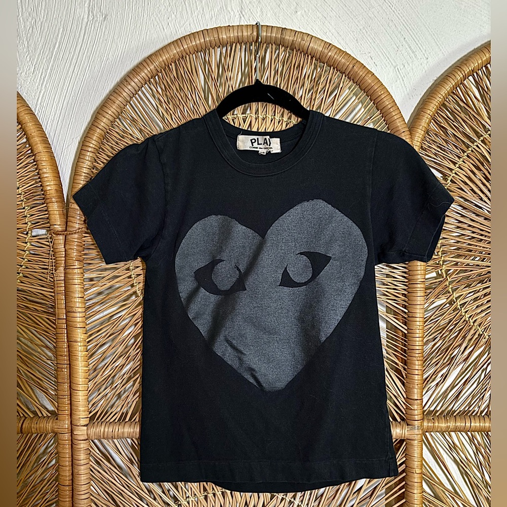Comme des Garcons PLAY Black Tee with Gray Heart Logo